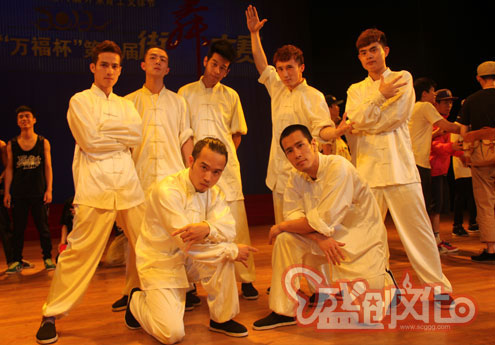     創(chuàng)新街舞、機(jī)械舞