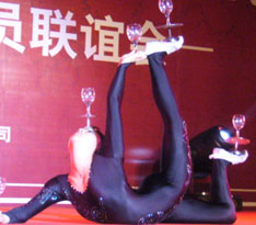 柔術(shù)-滾燈、滾杯、雕花