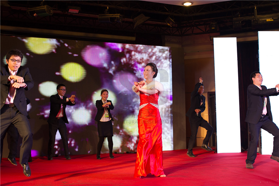  迎新專享禮遇 新年答謝花樣多